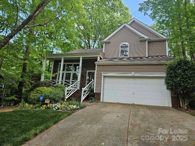 Building Photo - 4015 Brownes Ferry Rd