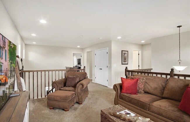 Building Photo - 912 McMurdo Cir