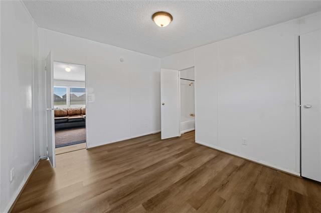 Building Photo - 5989 Edgewood Pl