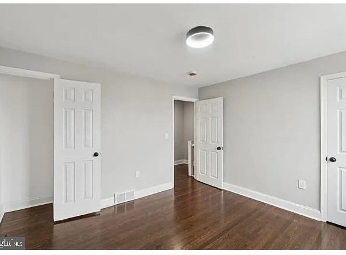 Building Photo - 4034 Lawndale St