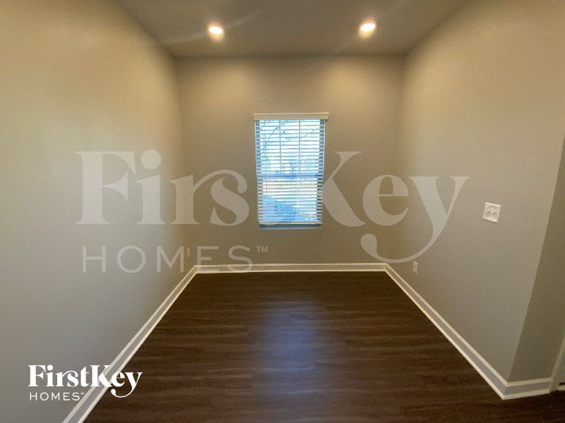 Building Photo - 11733 Mesquite Rd