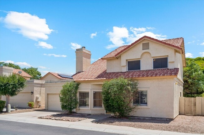 Building Photo - Coming Soon! 3 BR/3BA | Newly Renovated Single Family Home | 1-Car Garage Parking | In Chandler!