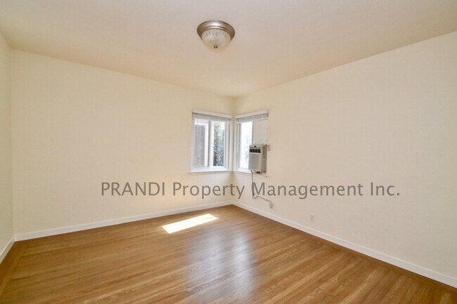 Building Photo - 1504 Vallejo Ave