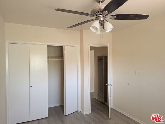 Building Photo - 1365 Orange Grove Ave