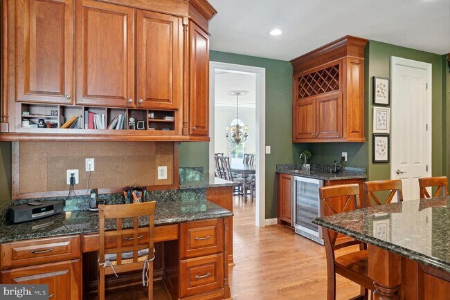 Building Photo - 1577 Maddux Ln