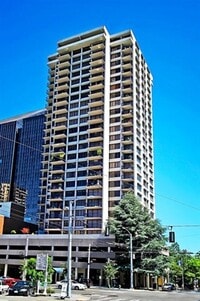 Building Photo - 2100 3rd Ave