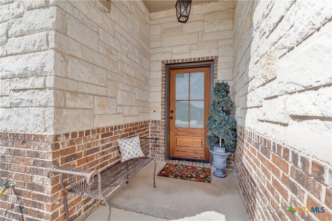 Building Photo - 8508 Glade Dr