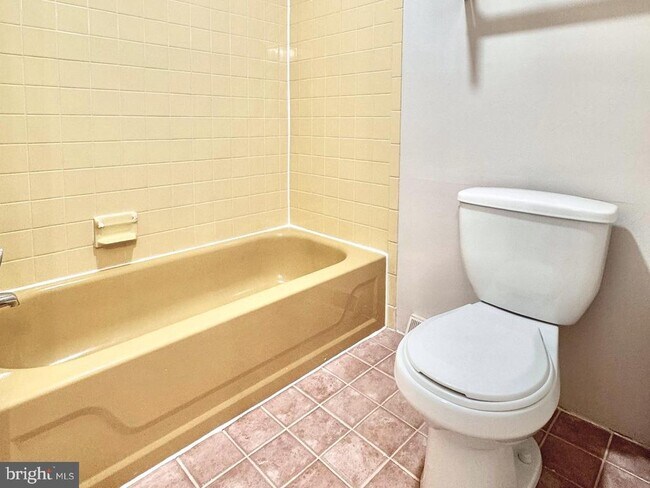 Building Photo - 4800 Sugar Plum Ct