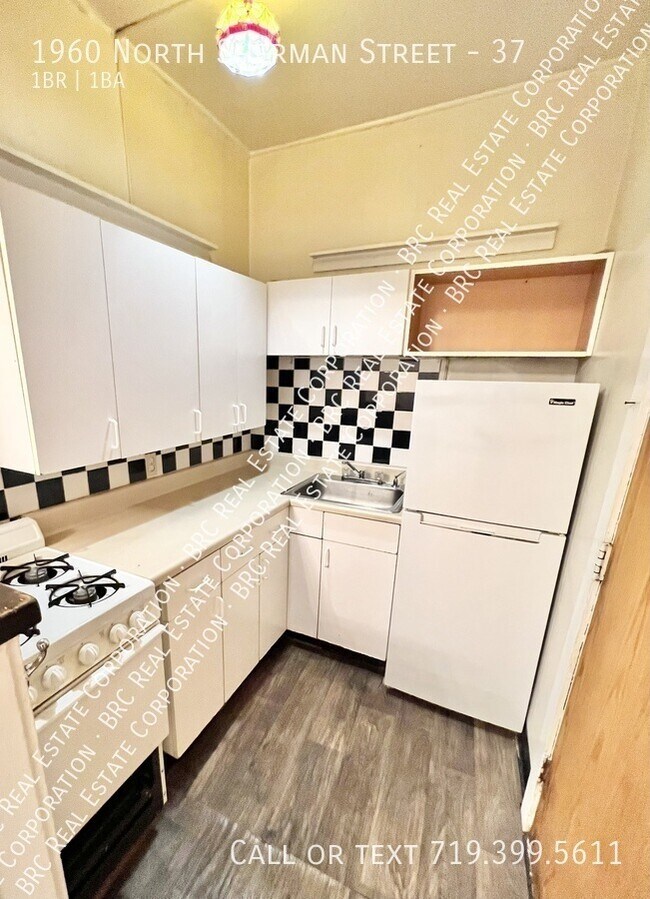 Building Photo - 1960 Sherman St