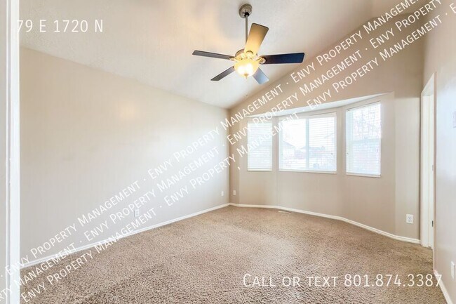 Building Photo - 79 1720 N