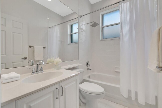 Building Photo - 7575 Doubleton Dr