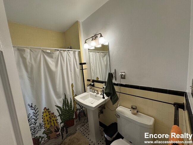 Building Photo - 89 Longwood Ave