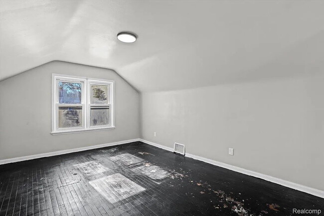 Building Photo - Detroit 3-Bedroom Home Available for Rent