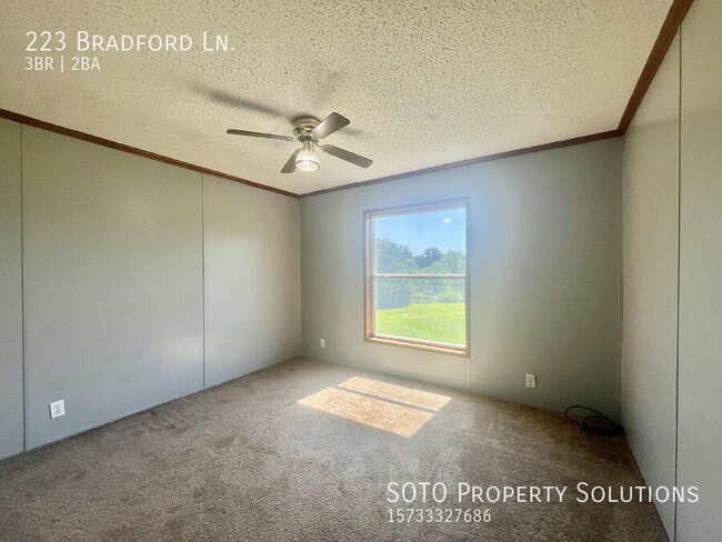 Building Photo - 223 Bradford Ln