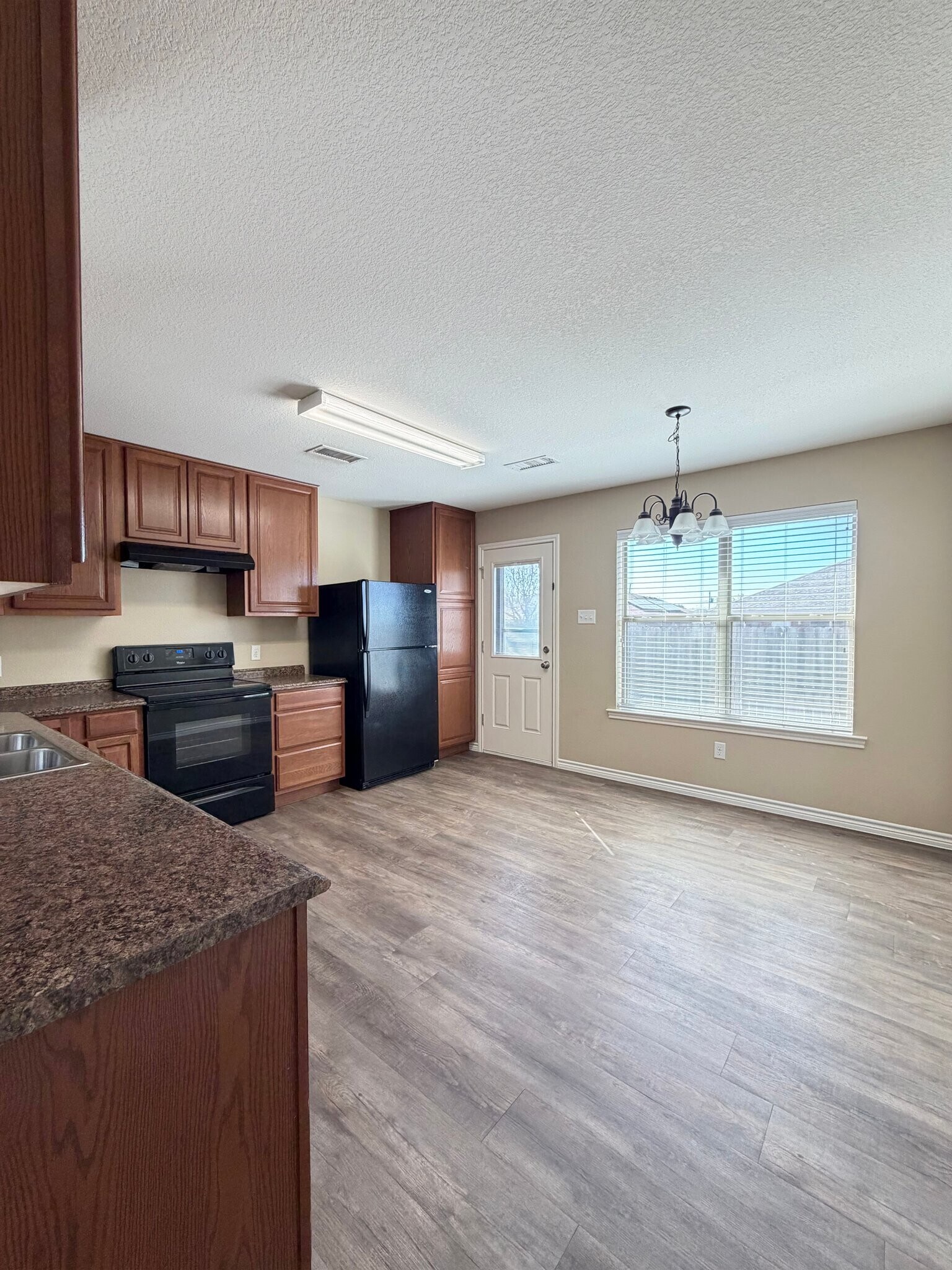 Building Photo - 5109 Graceland Dr