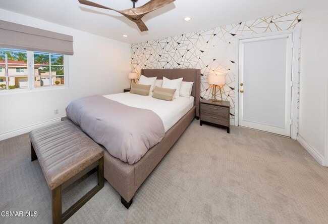 Building Photo - 249 Greenmeadow Dr