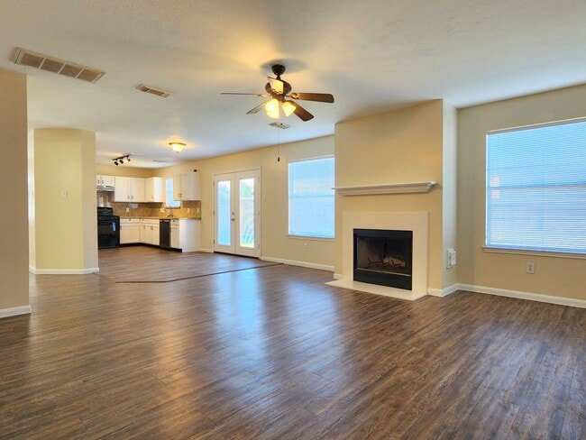 Building Photo - 18123 Noble Forest Dr
