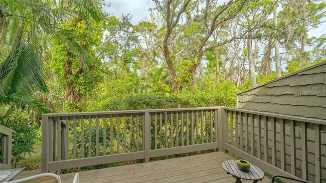 Building Photo - 1621 Clower Creek Dr