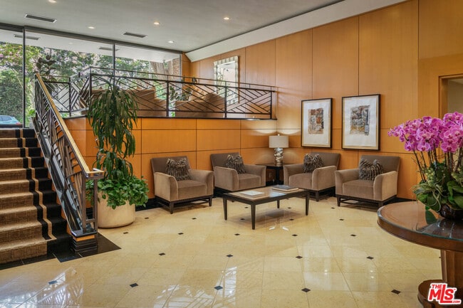 Building Photo - 211 S Spalding Dr
