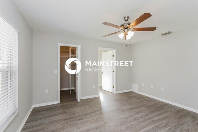 Building Photo - 3 Bedroom Pet-Friendly Home in North Port, FL with Main Street Renewal