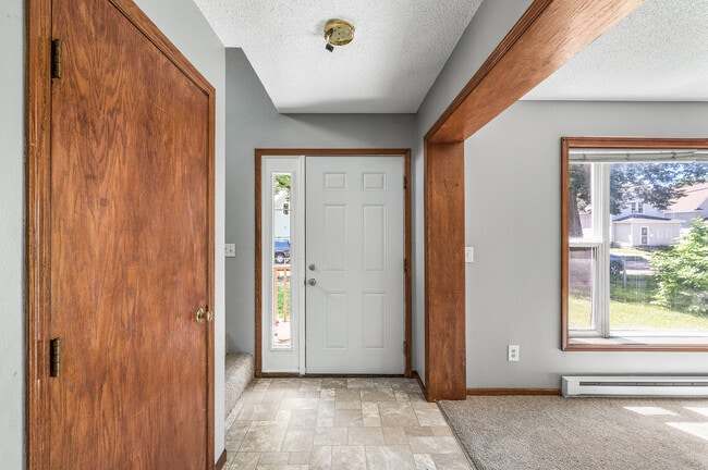 Building Photo - 306 N 23rd Ave