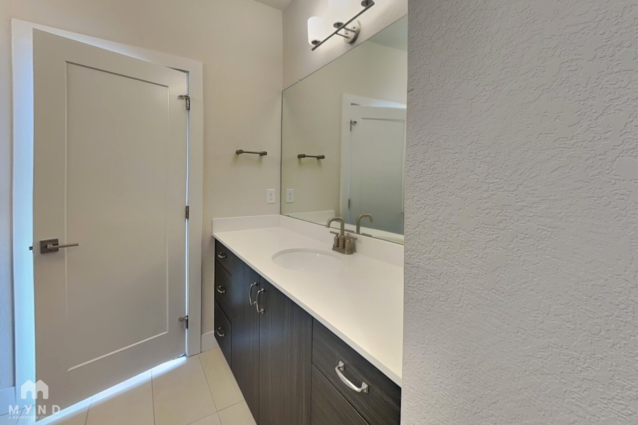 Building Photo - 10328 Milwaukee Cir