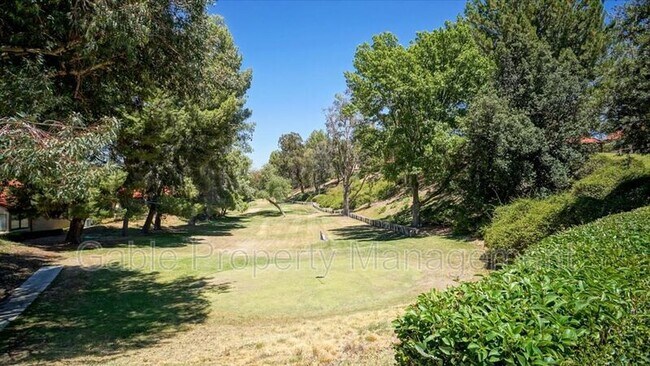 Building Photo - 26136 Rainbow Glen Dr