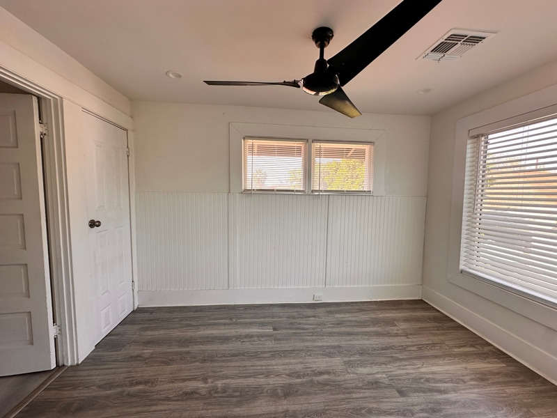 Building Photo - 117 W 2nd St