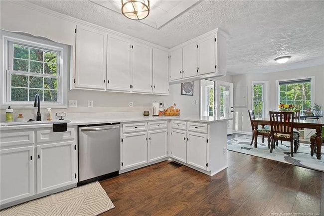 Building Photo - 3 Bed house in Sanford