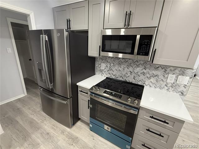 Building Photo - 2203 S Holly St