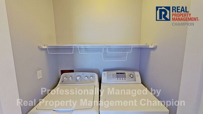 Building Photo - 4723 Waltmoor Rd