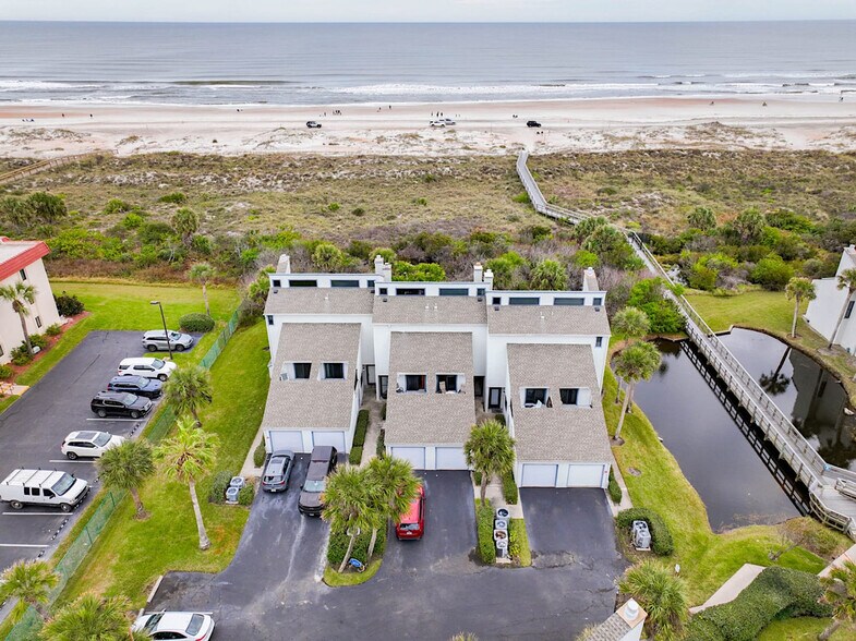 Building Photo - 890 A1A Beach Blvd