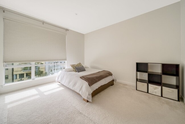 Building Photo - Condo for Rent in the Mission District - $...