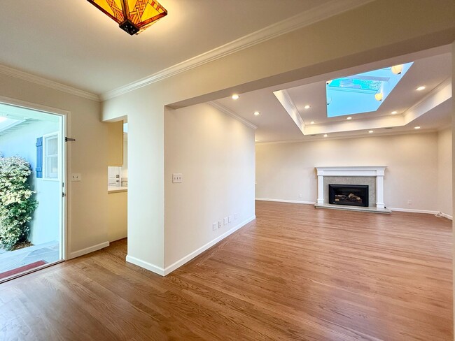 Building Photo - Beautifully Renovated Silicon Valley Home ...