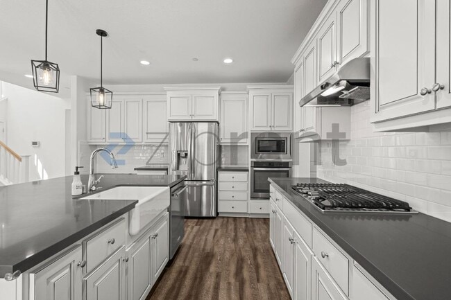 Building Photo - 136 Willowrun Wy