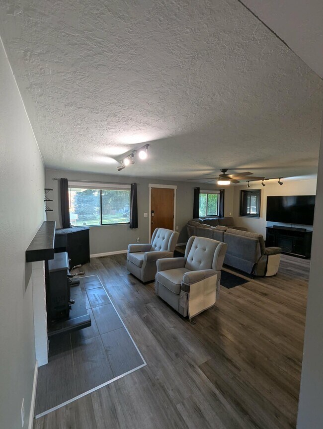 Building Photo - 5136 S 329th Pl