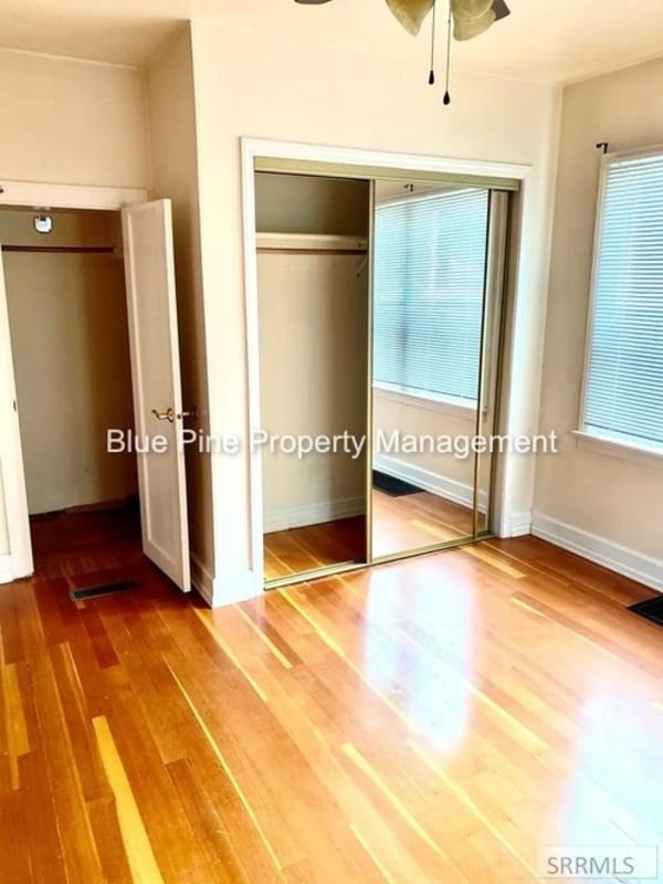 Building Photo - 309 S Milton Ave