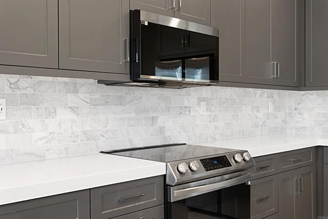 Building Photo - 12235 Halle Way