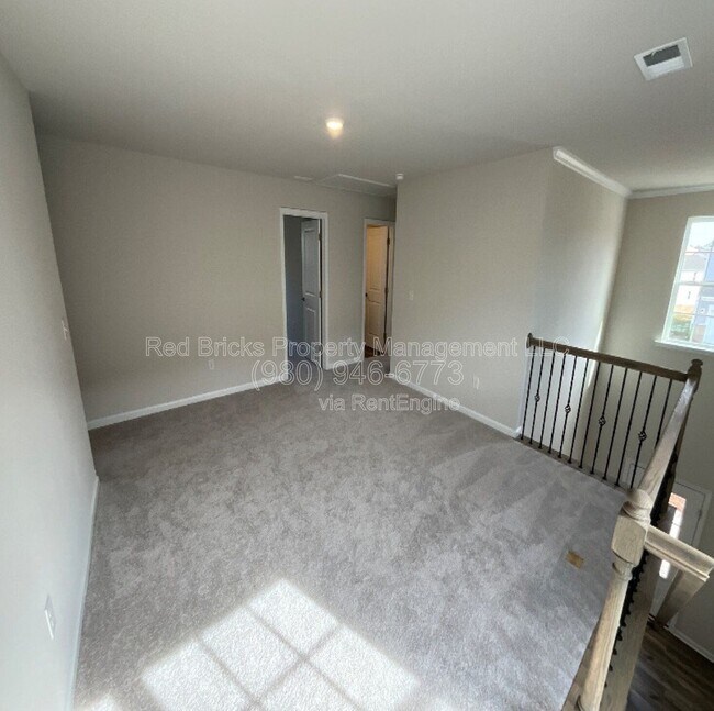 Building Photo - 1618 Swallow Tail Dr