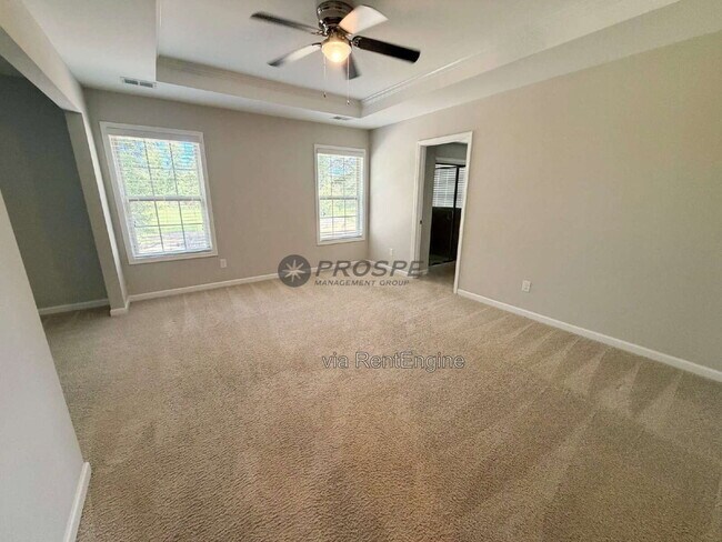 Building Photo - 108 Redmont Ct