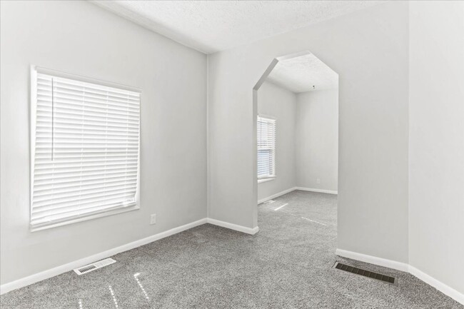 Building Photo - 436 Garfield Ave