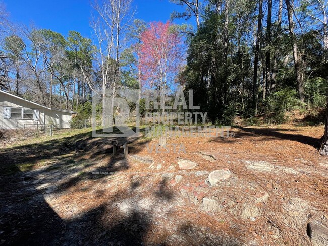 Building Photo - Charming Three Bedroom Home In Warner Robins