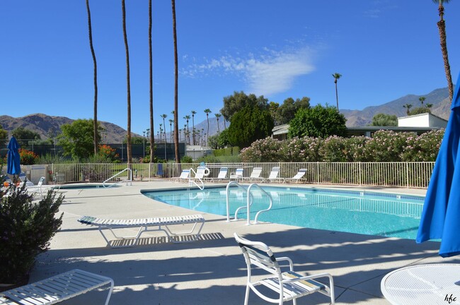 Building Photo - Hollywood Glam in Palm Springs. Furnished,...