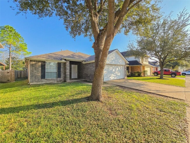 Building Photo - 16131 Taloncrest Dr