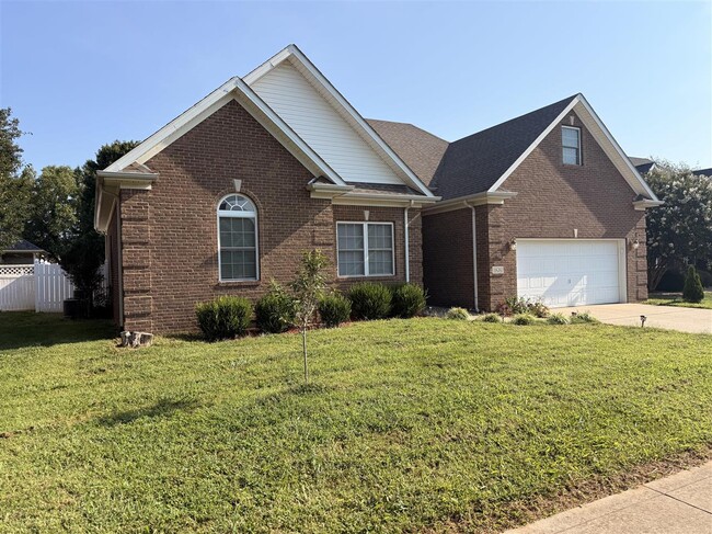 Building Photo - 1826 Bellshire Way