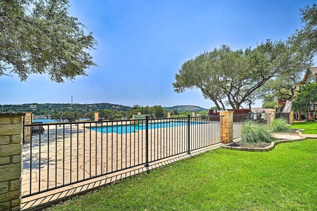 Building Photo - 21100 Santa Ana Cove