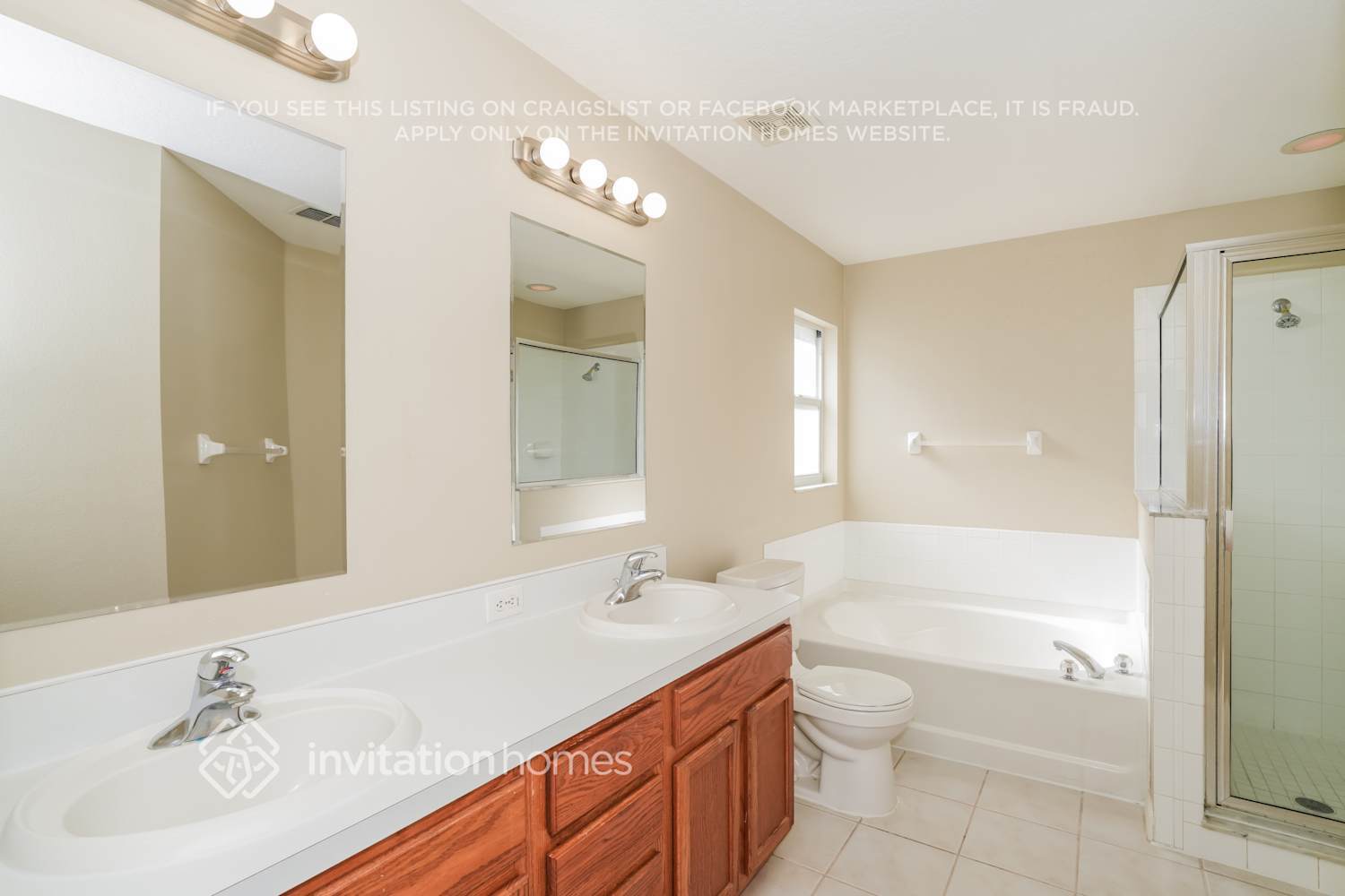 Building Photo - 4902 Woodmere Rd