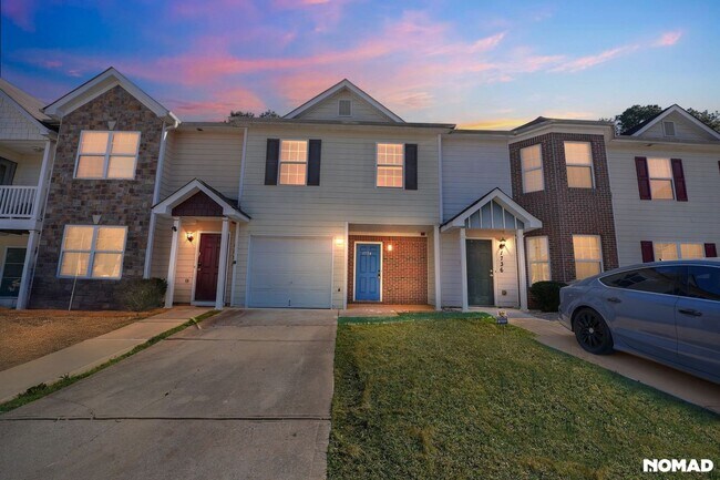 Building Photo - 1734 Old Dogwood