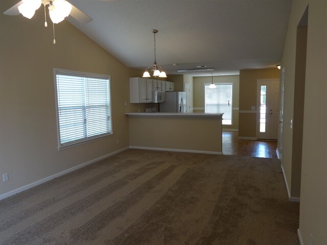 Building Photo - 5 Stemson Way