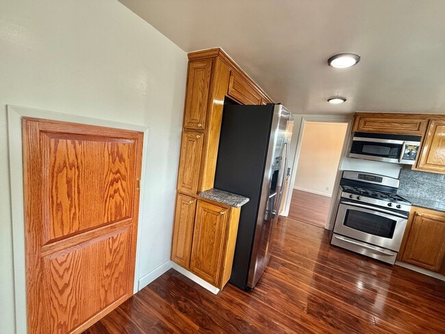 Building Photo - BERRYESSA - Beautiful 2 story home in desi...